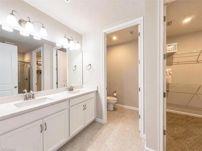 Building Photo - 4660 Arboretum Cir