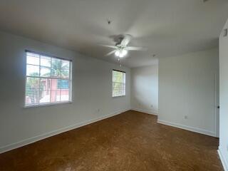 Building Photo - 608 Fern St