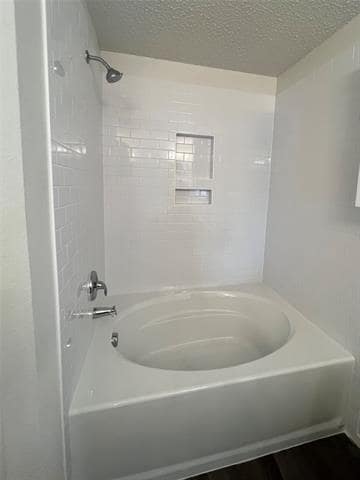 Building Photo - 1621 Collin Dr