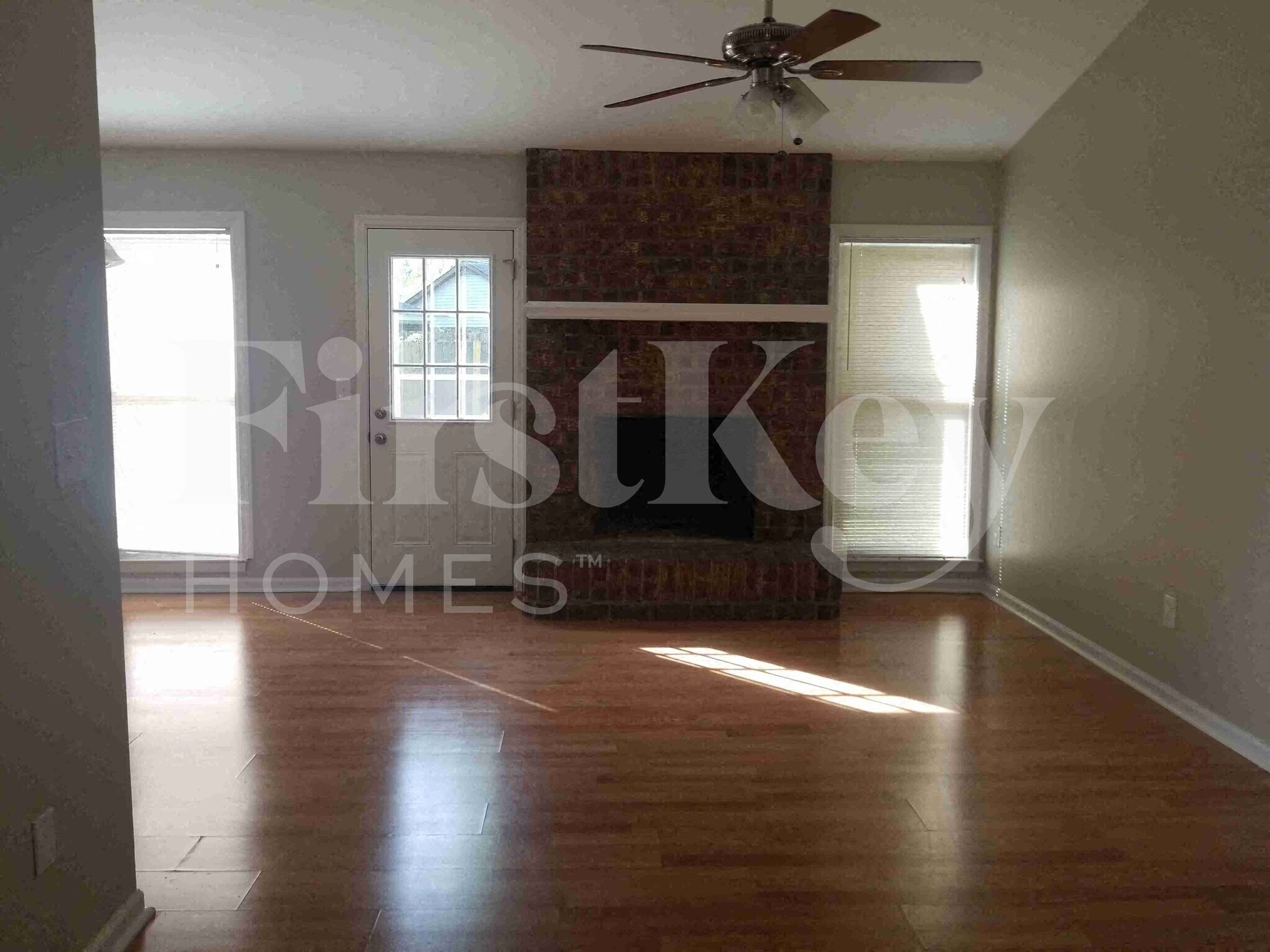 Building Photo - 430 Citadel St