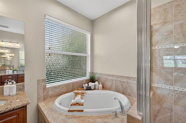 Building Photo - 7710 Tuscany Woods Dr