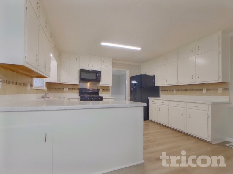 Building Photo - 2913 Meadowsweet Trail