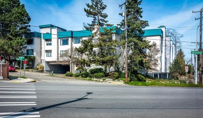 Building Photo - 1 bedroom in Seattle WA 98115