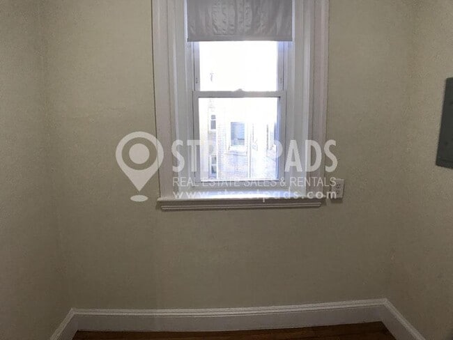 Building Photo - 1 bedroom in Boston MA 02215