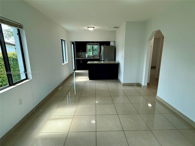 Building Photo - 6111 Coral Wy