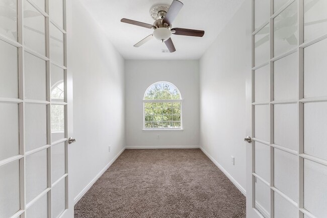 Building Photo - 2 Granite Path Pl