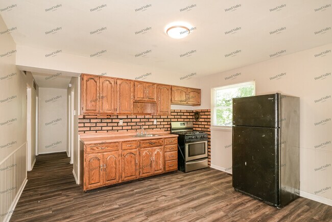 Building Photo - 1417 Moran Dr