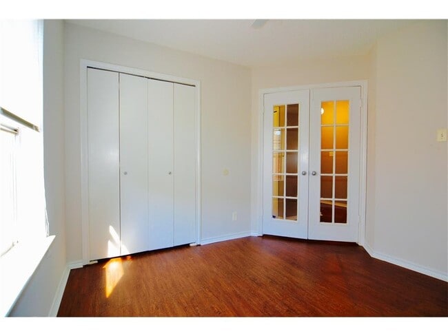 Building Photo - 9101 Palace Pkwy