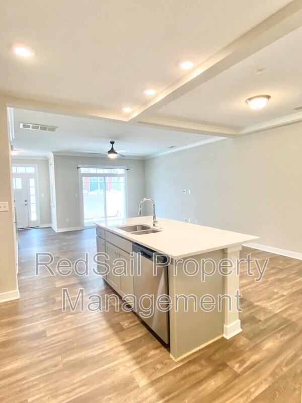 Building Photo - 1008 Celia Ct