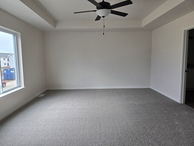 Building Photo - RaeMat LLC