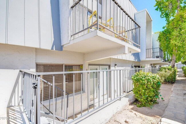 Building Photo - 3416 N 44th St