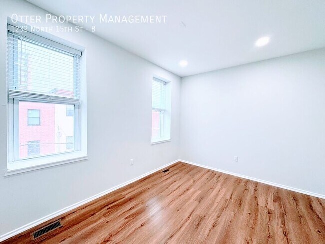 Building Photo - 1232 N 15th St