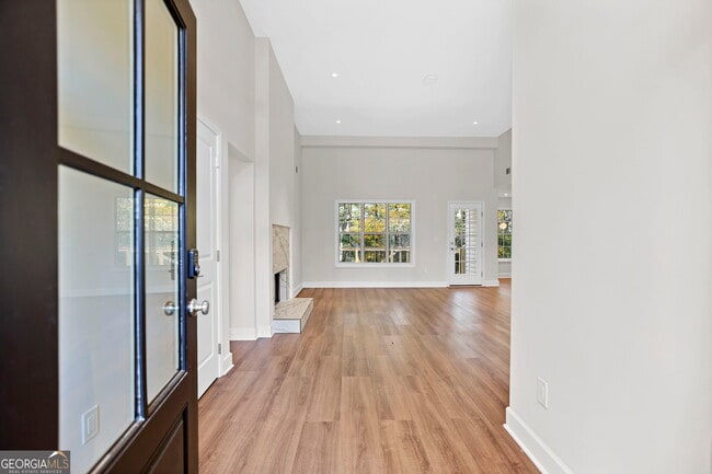 Building Photo - 1540 Bramlett Blvd