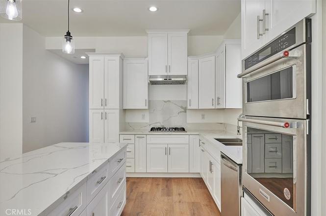 Building Photo - 31022 Sedona St