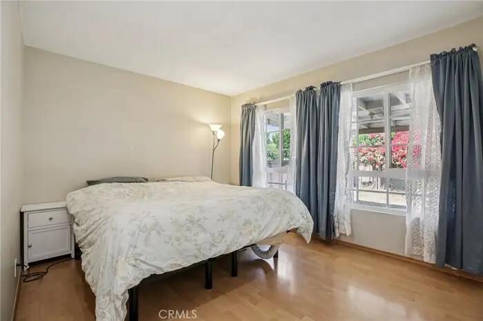 Building Photo - 1339 N Devonshire Rd