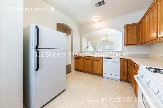 Building Photo - 137 Maplewood N