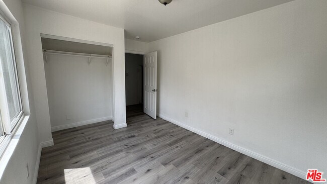 Building Photo - 1582 Ricardo St