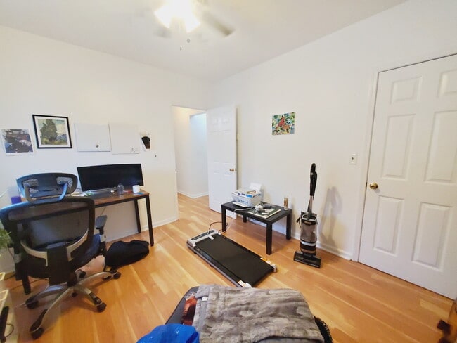 Building Photo - 234 Seaside Ave