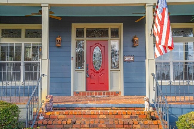 Building Photo - 126 E Palmetto Ave