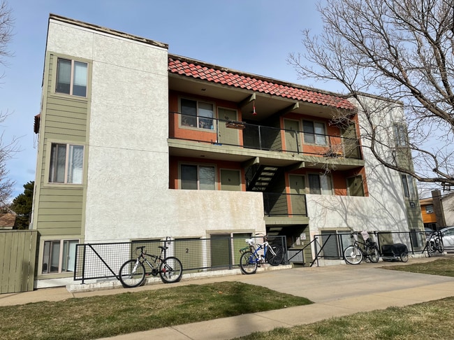 Building Photo - 2295 Goss Cir E