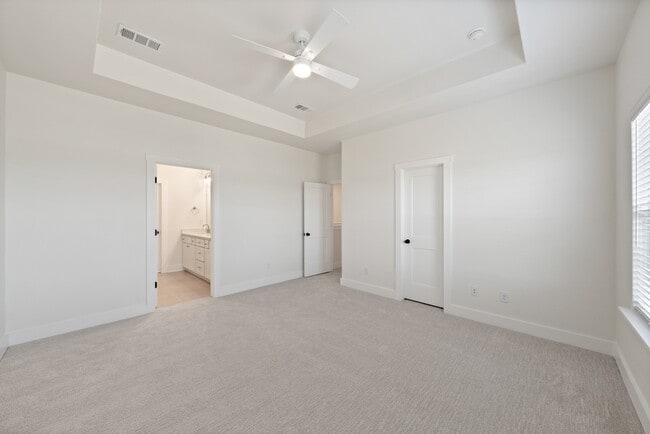 Building Photo - 6632 Abode Ave