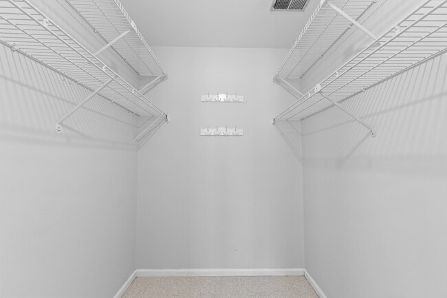 Building Photo - CONVENIENT AND AFFORDABLE