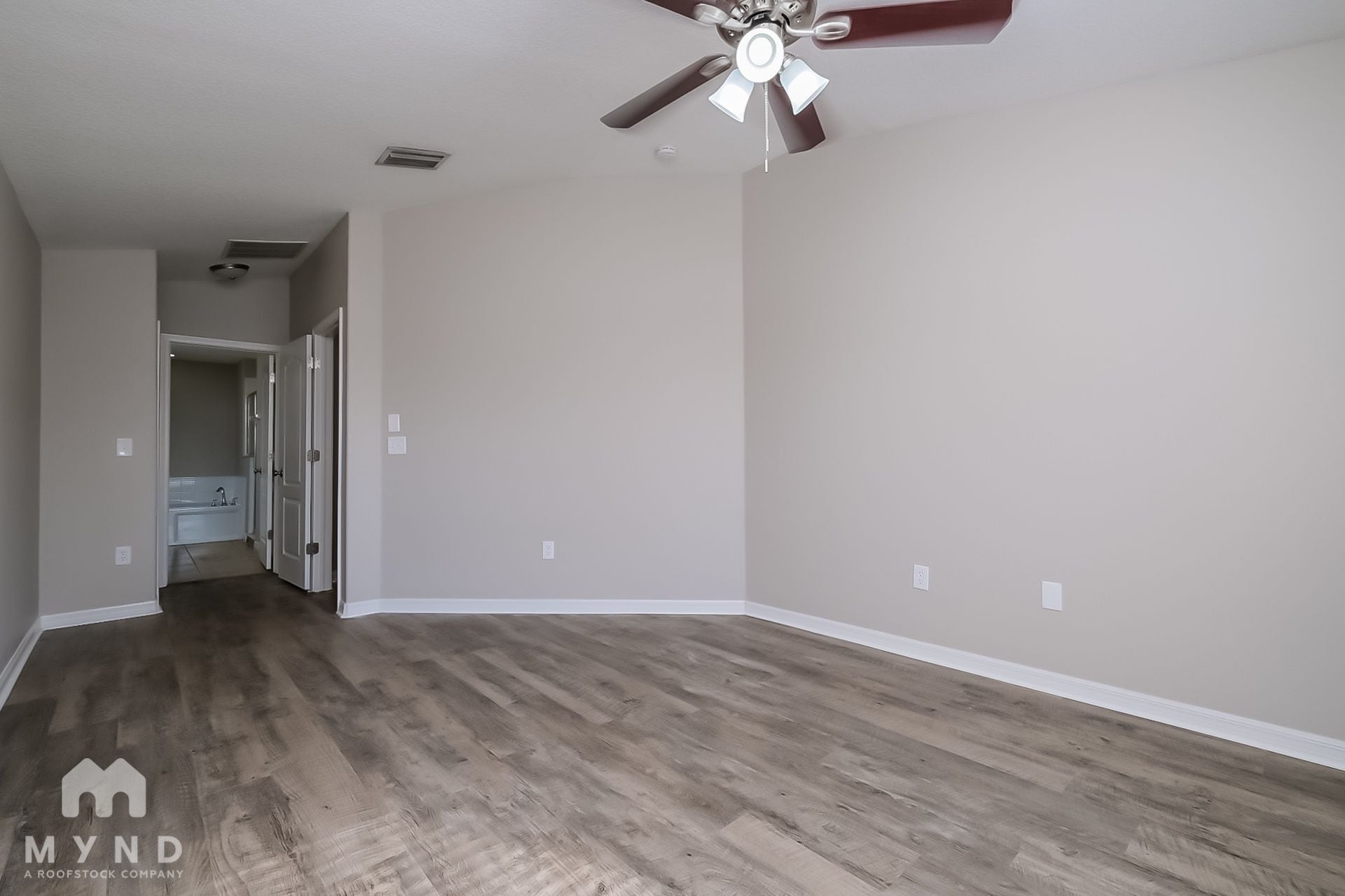 Building Photo - 8133 Alamosa Wood Ave