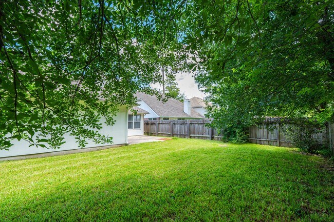 Building Photo - 3231 Candlepine Dr