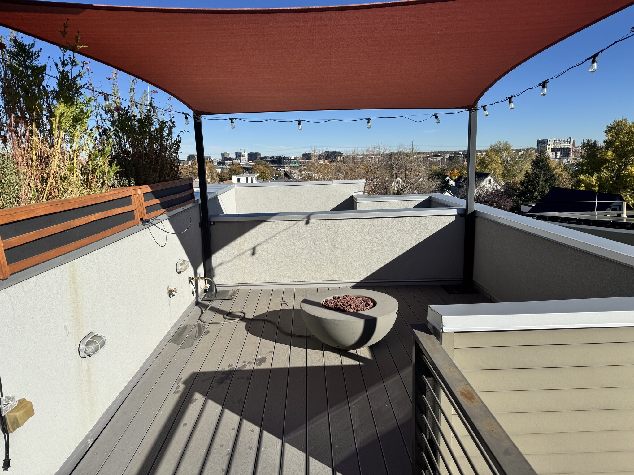 Building Photo - 3632 Navajo St