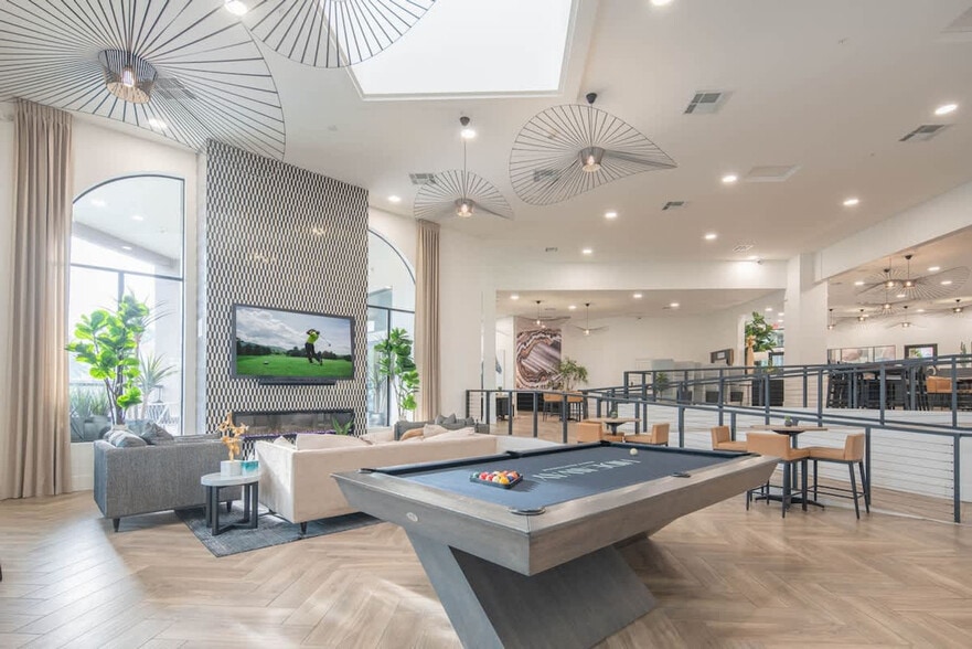 Building Photo - 7900 E Princess Dr