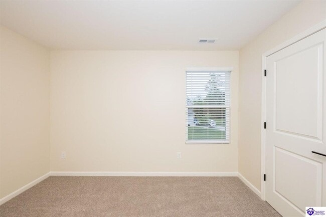 Building Photo - 113 Oberon Ct