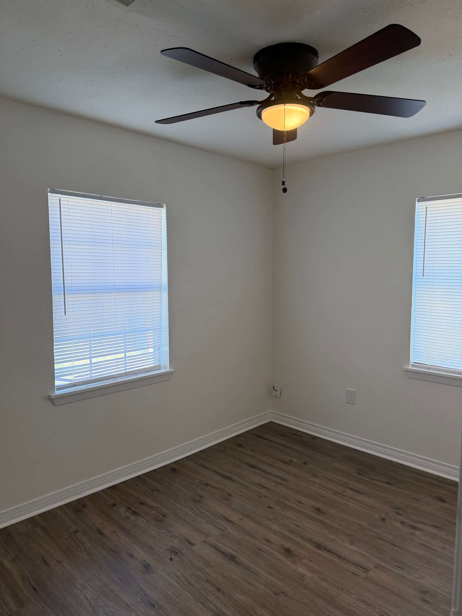 Bedroom - 114 Rosewood Dr