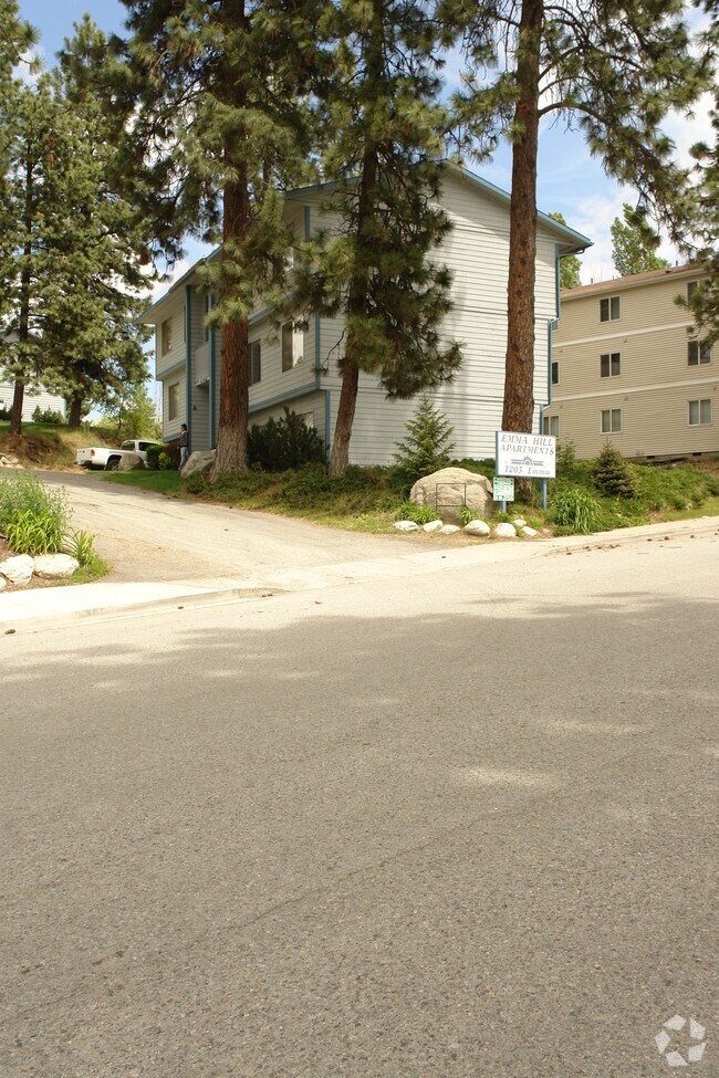 Building Photo - Emma Hill Apartments