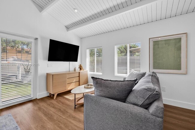 Building Photo - 901 NW 7th Street Rd