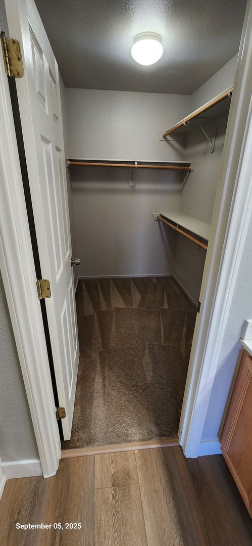 Building Photo - Spacious 4-Bedroom Home with Modern Update...