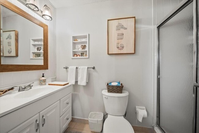 Building Photo - 2100 S Daytona Ave