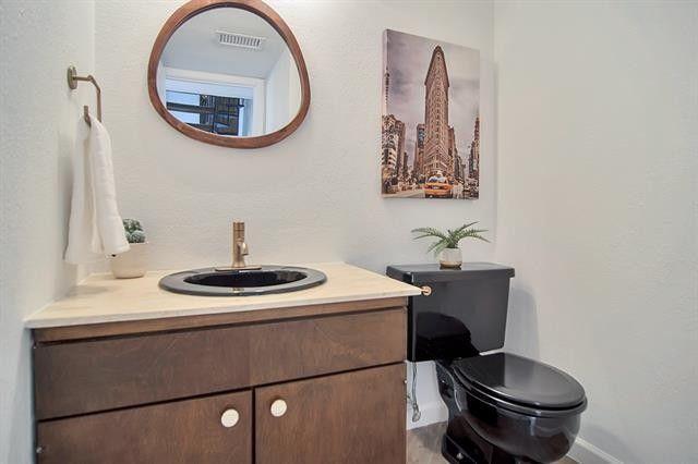 Building Photo - 292 Westview Terrace