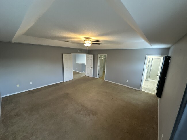 Building Photo - 11120 Silver Fern Way