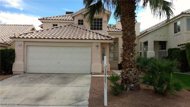 Primary Photo - 1105 Overture Dr