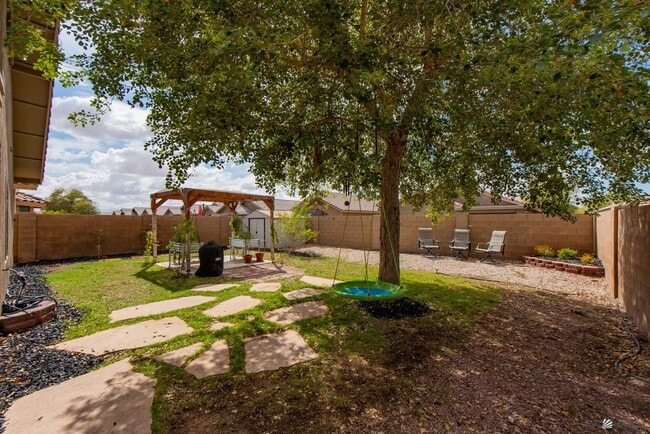 Building Photo - 4540 S Jojoba Ave