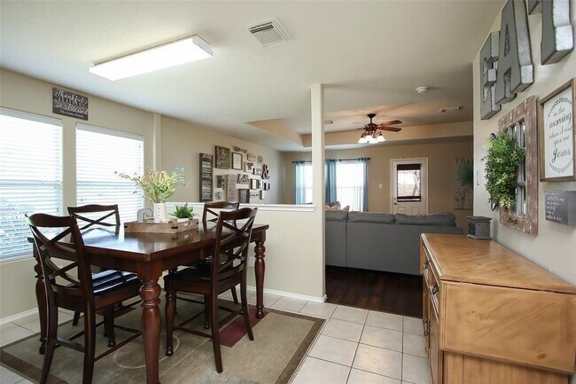 Building Photo - 21646 Sunrise Brook Ln