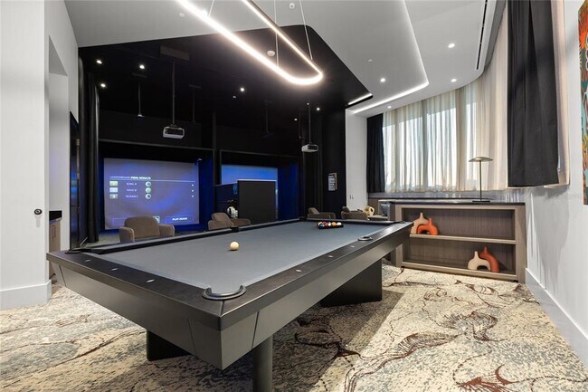 Building Photo - 275 1st Ave S