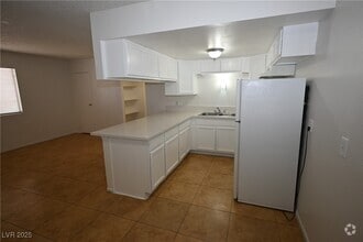 Building Photo - 302 Eastminister Ct