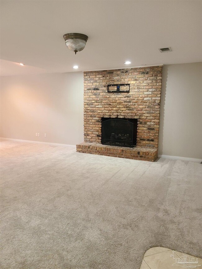 Building Photo - 9007 Autumn Ln