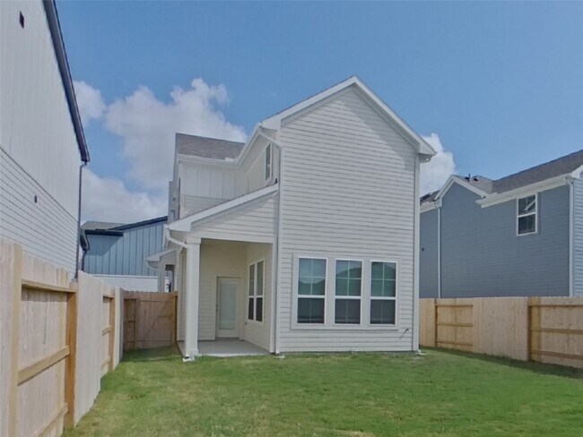 Building Photo - 22823 Terrazzo Dr