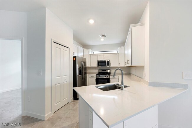 Building Photo - 19613 Hinkley Dr