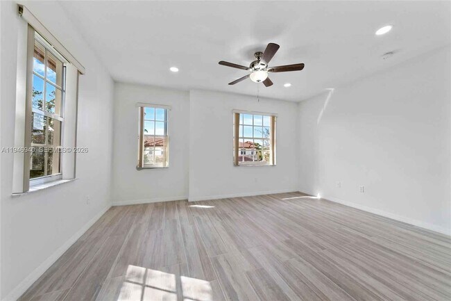 Building Photo - 14049 SW 51st Ln