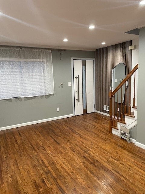 Building Photo - 15 Weed Ave