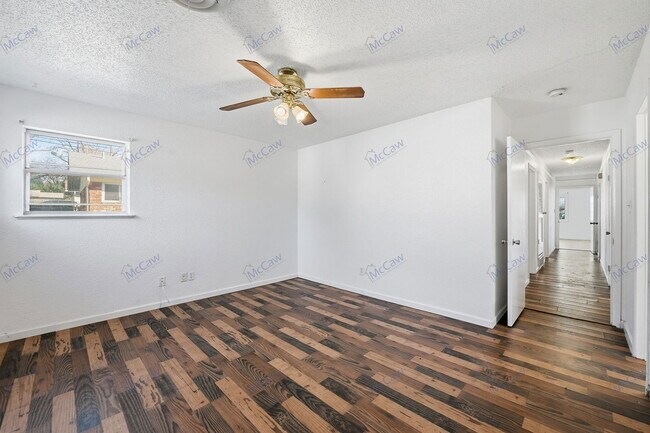 Building Photo - 6921 Greenlee St