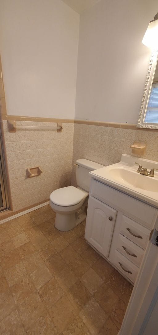 Building Photo - Spacious Home Ready For Move In